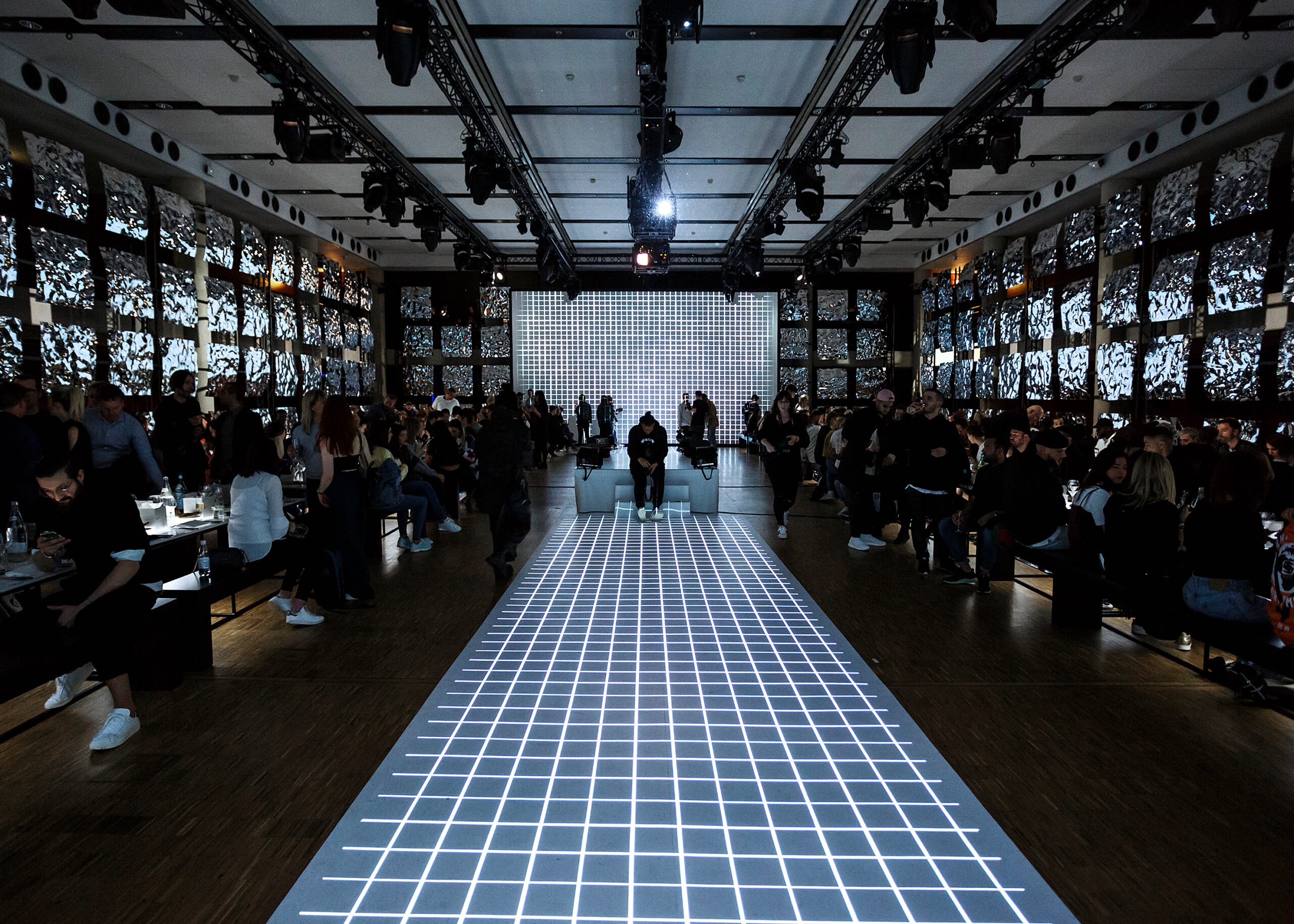 1_Exhibit-Group_Expertise_Event_Adidas-Deerupt (1)